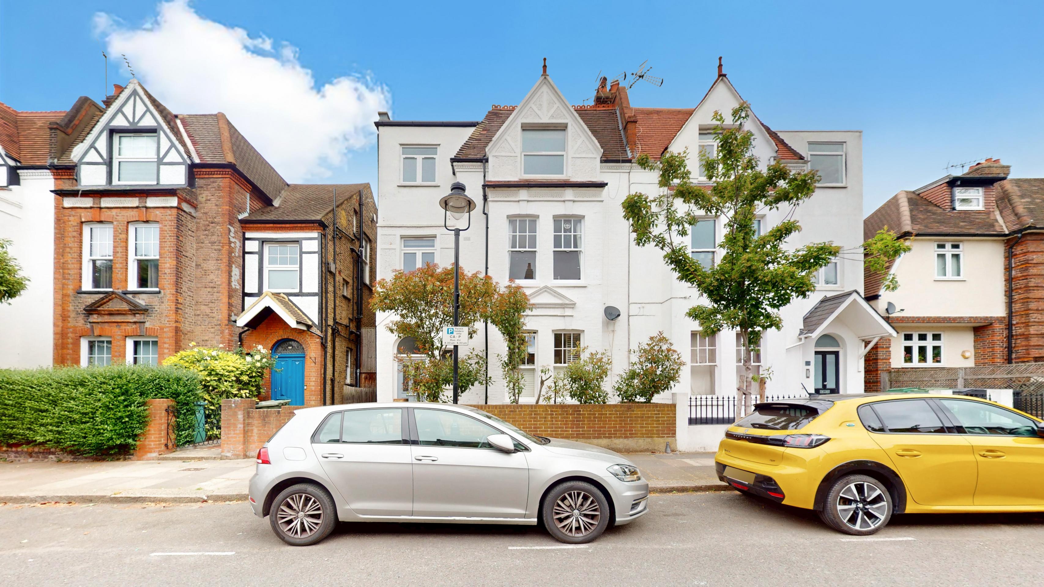 			2 Bedroom, 1 bath, 1 reception Flat			 Weech Road, West Hampstead NW6